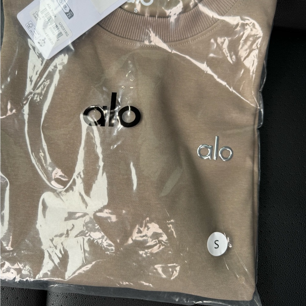 Alo accolade sweater